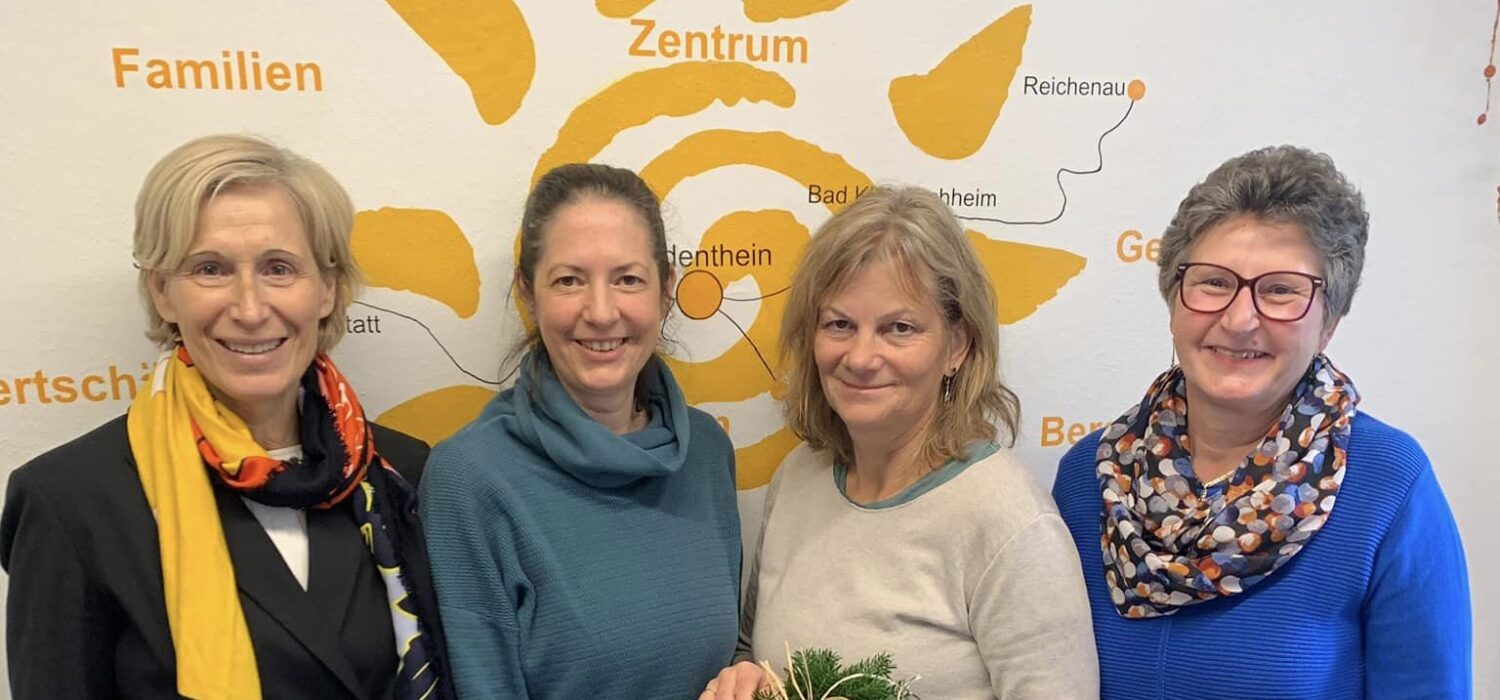 Adventkranz-Spende 2024 des Soroptimist Club Spittal-Millstätter See an vitamin R
