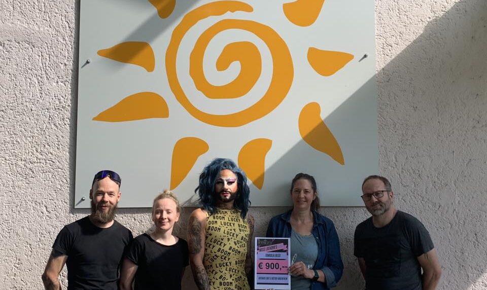 Brunch & Drag-Show im Rathaus Cafe & Bistro Radenthein mit Tombola für den guten Zweck